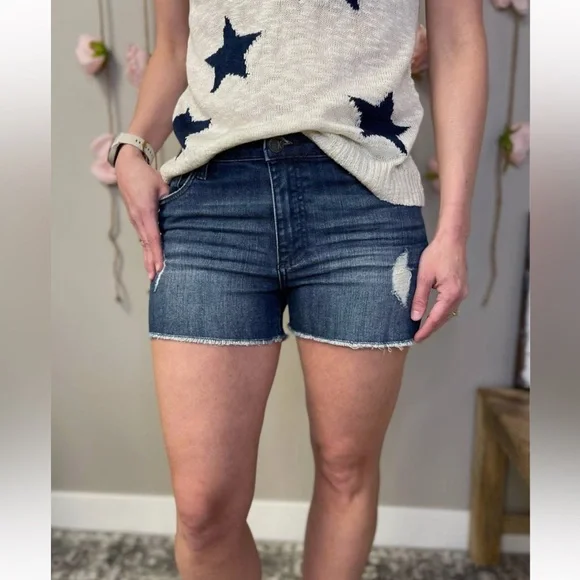 KUT FROM THE KLOTH  Gigi High Rise Frey Short In Medium Wash - NWT- Size8 - Picture 5 of 5